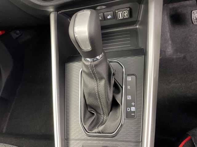 トヨタ ライズ Z 道央・札幌 2025(令7)年 0.1千km ブラックマイカメタリック ・4WD/ターボ/寒冷地仕様/・スマートアシスト/・アダプティブクルーズコントロール/・デイスプレイオーディオ/・フルセグＴＶ/・USB・HDMI・BT/・Androidauto・AppleCarplay/・バックカメラ/・ワイパーデアイサー/・前席シートヒーター/・LEDヘッドライト/オートハイビーム/・フォグライト/・スマートキー/プッシュスタートボタン/・パーキングソナー