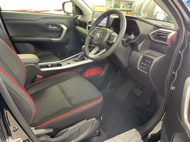 トヨタ ライズ Z 道央・札幌 2025(令7)年 0.1千km ブラックマイカメタリック ・4WD/ターボ/寒冷地仕様/・スマートアシスト/・アダプティブクルーズコントロール/・デイスプレイオーディオ/・フルセグＴＶ/・USB・HDMI・BT/・Androidauto・AppleCarplay/・バックカメラ/・ワイパーデアイサー/・前席シートヒーター/・LEDヘッドライト/オートハイビーム/・フォグライト/・スマートキー/プッシュスタートボタン/・パーキングソナー