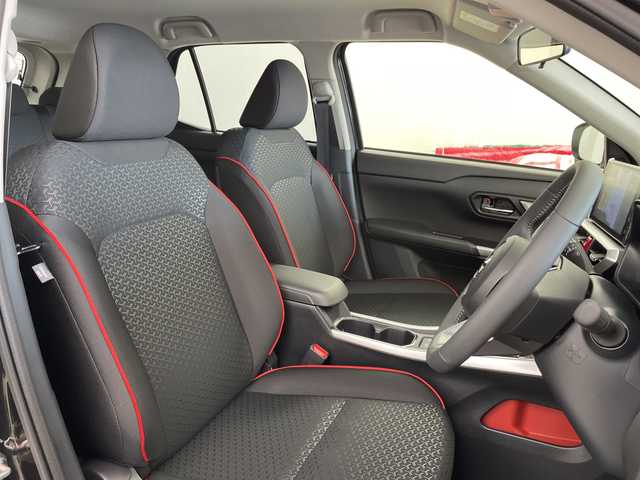 トヨタ ライズ Z 道央・札幌 2025(令7)年 0.1千km ブラックマイカメタリック ・4WD/ターボ/寒冷地仕様/・スマートアシスト/・アダプティブクルーズコントロール/・デイスプレイオーディオ/・フルセグＴＶ/・USB・HDMI・BT/・Androidauto・AppleCarplay/・バックカメラ/・ワイパーデアイサー/・前席シートヒーター/・LEDヘッドライト/オートハイビーム/・フォグライト/・スマートキー/プッシュスタートボタン/・パーキングソナー