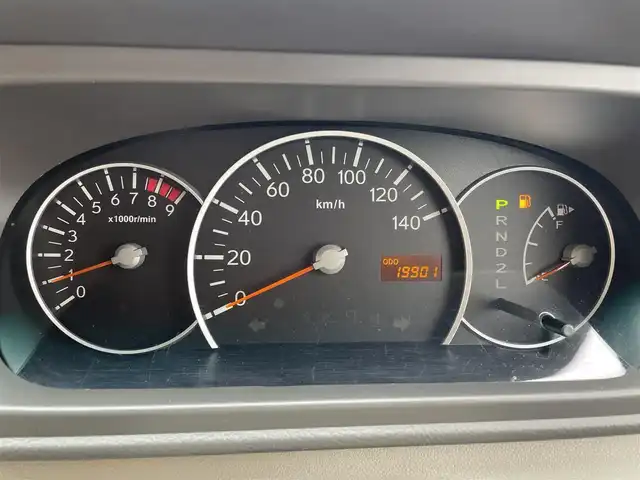 ダイハツ アトレー ワゴン カスタム ターボ RS 山形県 2013(平25)年 2万km ブライトシルバーメタリック 4WD/ターボ/カーオーディオ/　　【CD　AM/FM】/両側イージークローザードア/HIDヘッドライト/純正13インチアルミホイール/純正フロアマット/パワーウィンドウ/ドアバイザー/AAC/電動格納ミラー/フォグランプ/リモコンキー/ETC