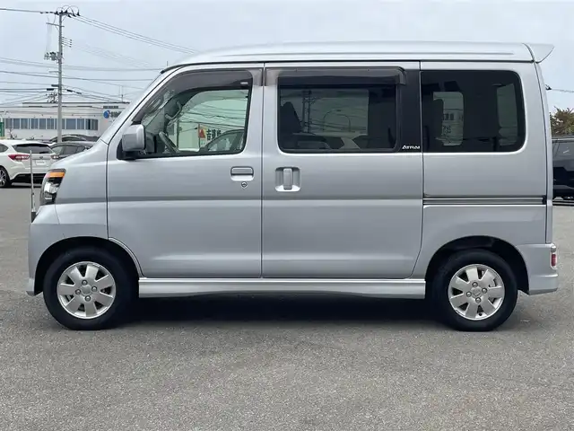 ダイハツ アトレー ワゴン カスタム ターボ RS 山形県 2013(平25)年 2万km ブライトシルバーメタリック 4WD/ターボ/カーオーディオ/　　【CD　AM/FM】/両側イージークローザードア/HIDヘッドライト/純正13インチアルミホイール/純正フロアマット/パワーウィンドウ/ドアバイザー/AAC/電動格納ミラー/フォグランプ/リモコンキー/ETC