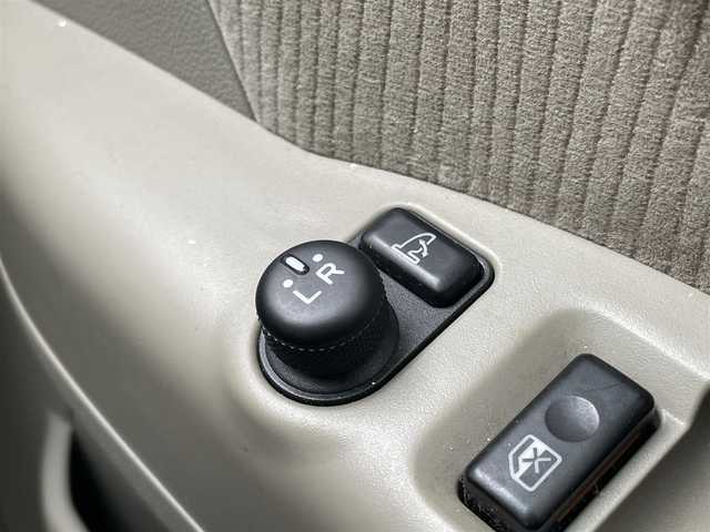 ダイハツ アトレー ワゴン カスタム ターボ RS 山形県 2013(平25)年 2万km ブライトシルバーメタリック 4WD/ターボ/カーオーディオ/　　【CD　AM/FM】/両側イージークローザードア/HIDヘッドライト/純正13インチアルミホイール/純正フロアマット/パワーウィンドウ/ドアバイザー/AAC/電動格納ミラー/フォグランプ/リモコンキー/ETC