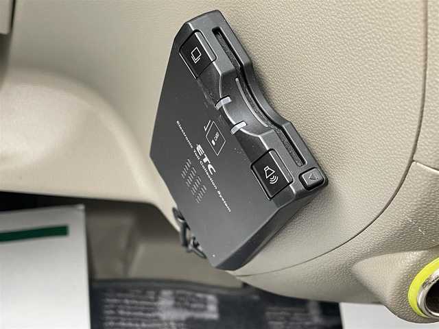 ダイハツ アトレー ワゴン カスタム ターボ RS 山形県 2013(平25)年 2万km ブライトシルバーメタリック 4WD/ターボ/カーオーディオ/　　【CD　AM/FM】/両側イージークローザードア/HIDヘッドライト/純正13インチアルミホイール/純正フロアマット/パワーウィンドウ/ドアバイザー/AAC/電動格納ミラー/フォグランプ/リモコンキー/ETC