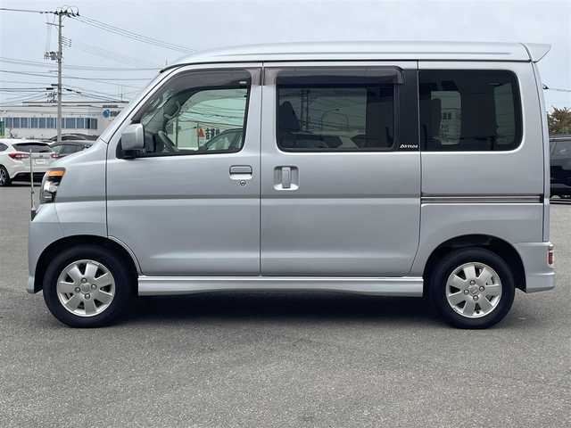 ダイハツ アトレー ワゴン カスタム ターボ RS 山形県 2013(平25)年 2万km ブライトシルバーメタリック 4WD/ターボ/カーオーディオ/　　【CD　AM/FM】/両側イージークローザードア/HIDヘッドライト/純正13インチアルミホイール/純正フロアマット/パワーウィンドウ/ドアバイザー/AAC/電動格納ミラー/フォグランプ/リモコンキー/ETC