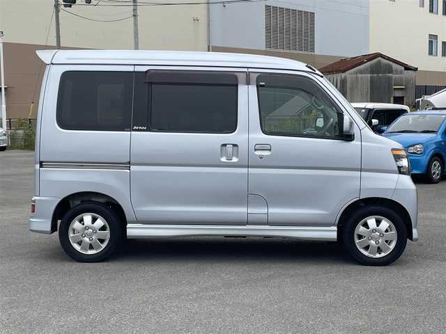 ダイハツ アトレー ワゴン カスタム ターボ RS 山形県 2013(平25)年 2万km ブライトシルバーメタリック 4WD/ターボ/カーオーディオ/　　【CD　AM/FM】/両側イージークローザードア/HIDヘッドライト/純正13インチアルミホイール/純正フロアマット/パワーウィンドウ/ドアバイザー/AAC/電動格納ミラー/フォグランプ/リモコンキー/ETC