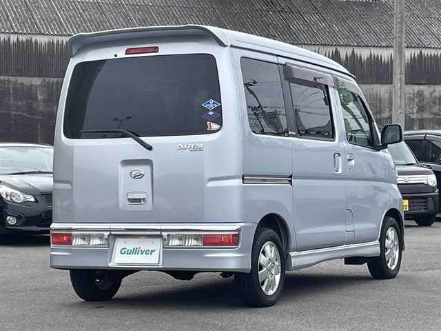 ダイハツ アトレー ワゴン カスタム ターボ RS 山形県 2013(平25)年 2万km ブライトシルバーメタリック 4WD/ターボ/カーオーディオ/　　【CD　AM/FM】/両側イージークローザードア/HIDヘッドライト/純正13インチアルミホイール/純正フロアマット/パワーウィンドウ/ドアバイザー/AAC/電動格納ミラー/フォグランプ/リモコンキー/ETC