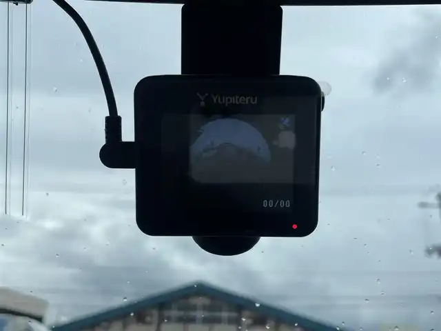 ダイハツ タント カスタム RS SAⅡ 秋田県 2016(平28)年 12.1万km ブラックマイカメタリック (株)IDOMが運営する【じしゃロン秋田店】の自社ローン対象車両になります。こちらは現金ご利用時の価格です。自社ローンご希望の方は別途その旨お申付け下さい。/スマートアシストII/衝突回避支援ブレーキ/衝突警報機能(対車両・対歩行者)/車線逸脱警報機能/誤発進抑制制御機能（前方・後方）/先行車発進お知らせ機能/純正SDナビ【CD/DVD/SD/Bluetooth/USB/AUX/iPod】/フルセグTV/両側パワースライドドア/ETC/前方ドライブレコーダー/LEDヘッドライト/後方コーナーセンサー