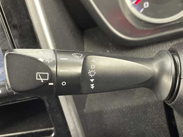 トヨタ ルーミー カスタムG－T 大阪府 2017(平29)年 2.6万km ブラックマイカメタリック スマートアシストII/　・衝突警告機能/　・衝突回避支援ブレーキ機能/　・誤発進抑制機能/　・車線逸脱警報機能/　・先行車発進お知らせ機能/　・オートマチックハイビーム/社外ナビ/　（Bluetooth/CD/DVD）/フルセグTV/バックカメラ/クルーズコントロール/両側パワースライドドア/LEDヘッドライト/フォグランプ/オートライト/純正15インチアルミホイール/純正フロアマット/スマートキー/ETC