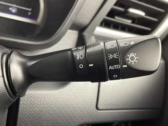 トヨタ ルーミー カスタムG－T 大阪府 2017(平29)年 2.6万km ブラックマイカメタリック スマートアシストII/　・衝突警告機能/　・衝突回避支援ブレーキ機能/　・誤発進抑制機能/　・車線逸脱警報機能/　・先行車発進お知らせ機能/　・オートマチックハイビーム/社外ナビ/　（Bluetooth/CD/DVD）/フルセグTV/バックカメラ/クルーズコントロール/両側パワースライドドア/LEDヘッドライト/フォグランプ/オートライト/純正15インチアルミホイール/純正フロアマット/スマートキー/ETC