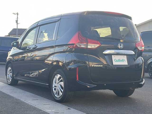 ホンダ フリード G ホンダセンシング 香川県 2021(令3)年 3.2万km クリスタルブラックパール 社外ナビ（フルセグTV/CD/DVD/BT)/バックカメラ/ドライブレコーダー/シートヒーター/両側パワースライドドア/オートライト/アイドリングストップ/ビルトインETC