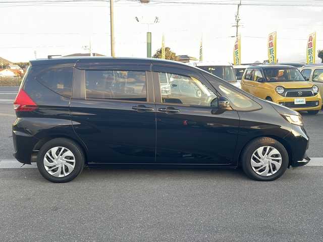 ホンダ フリード G ホンダセンシング 香川県 2021(令3)年 3.2万km クリスタルブラックパール 社外ナビ（フルセグTV/CD/DVD/BT)/バックカメラ/ドライブレコーダー/シートヒーター/両側パワースライドドア/オートライト/アイドリングストップ/ビルトインETC