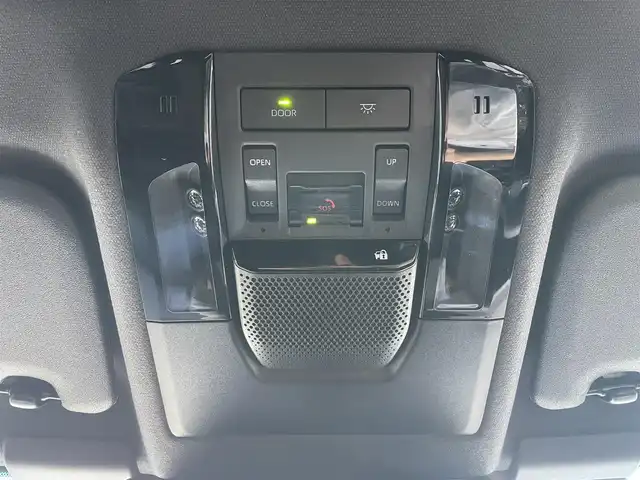 トヨタ ランドクルーザー ２５０ VX 栃木県 2024(令6)年 0.1万km プラチナホワイトパールマイカ モデリスタパッケージ/・フロントバンパーガード/・フロントアンダーカバー/・リヤバンパーガーニッシュ/トヨタチームメイト［アドバンスト ドライブ(渋滞時支援)］ /ToyotaSafetySense/・プリクラッシュセーフティ(歩行者［昼夜］・自転車運転者［昼夜］・自動二輪車［昼］検知機能付衝突回避支援タイプ/ミリ波レーダー+単眼カメラ方式)/・緊急時操舵支援(アクティブ操舵機能付)+フロントクロストラフィックアラート［FCTA］+レーンチェンジアシスト［LCA］/・レーントレーシングアシスト［LTA］+レーンディパーチャーアラート［LDA］/・レーダークルーズコントロール(全車速追従機能付)/・オートマチックハイビーム［AHB］/・プロアクティブドライビングアシスト［PDA］/ブラインドスポットモニター［BSM］+安心降車アシスト［SEA］+後方車両接近告知+周辺車両接近時サポート(通報提案機能)+後方車両への接近警報＋セカンダリーコリジョンブレーキ(停車中後突対応)/パノラミックビューモニター/12.3インチディスプレイオーディオ(コネクティッドナビ対応)Plus+トヨタプレミアムサウンドシステム/デジタルインナーミラー/ドライブレコーダー