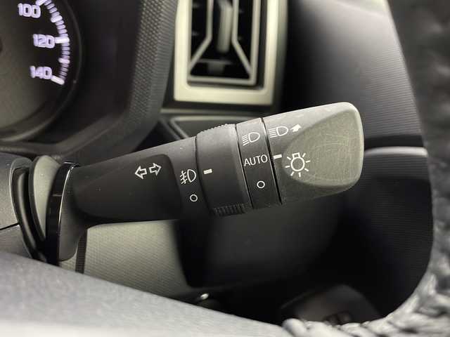 ダイハツ タフト G ダーククロムベンチャー 愛知県 2024(令6)年 0.9万km サンドベージュメタリック KENWOODナビ【MDV-S707W】/フルセグTV・Bluetooth/ガラスルーフ/ルーフレール/純正15インチアルミホイール/スマートアシスト/アダプティブクルーズコントロール/レーンキープコントロール/衝突回避支援ブレーキ/衝突警報/ブレーキ制御付誤発進抑制(前方・後方)/車線逸脱抑制制御/車線逸脱警報/路外逸脱警報/ふらつき警報/先行車発進お知らせ/標識認識/アダプティブドライビングビーム/サイドビューランプ/コーナーセンサー(フロント・リヤ)/アイドリングストップ/LEDヘッドライト/オートライト/フロントフォグランプ/ファブリックシート/運転席助手席シートヒーター/スマートキー/プッシュスタート/イモビライザー/保証書・取扱説明書/スペアキー