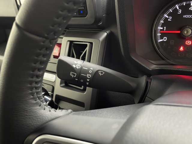 ダイハツ タフト G ダーククロムベンチャー 愛知県 2024(令6)年 0.9万km サンドベージュメタリック KENWOODナビ【MDV-S707W】/フルセグTV・Bluetooth/ガラスルーフ/ルーフレール/純正15インチアルミホイール/スマートアシスト/アダプティブクルーズコントロール/レーンキープコントロール/衝突回避支援ブレーキ/衝突警報/ブレーキ制御付誤発進抑制(前方・後方)/車線逸脱抑制制御/車線逸脱警報/路外逸脱警報/ふらつき警報/先行車発進お知らせ/標識認識/アダプティブドライビングビーム/サイドビューランプ/コーナーセンサー(フロント・リヤ)/アイドリングストップ/LEDヘッドライト/オートライト/フロントフォグランプ/ファブリックシート/運転席助手席シートヒーター/スマートキー/プッシュスタート/イモビライザー/保証書・取扱説明書/スペアキー