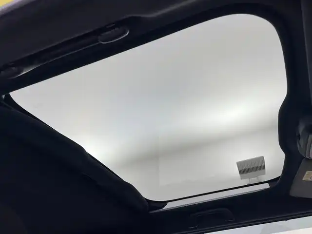 ダイハツ タフト G ダーククロムベンチャー 愛知県 2024(令6)年 0.9万km サンドベージュメタリック KENWOODナビ【MDV-S707W】/フルセグTV・Bluetooth/ガラスルーフ/ルーフレール/純正15インチアルミホイール/スマートアシスト/アダプティブクルーズコントロール/レーンキープコントロール/衝突回避支援ブレーキ/衝突警報/ブレーキ制御付誤発進抑制(前方・後方)/車線逸脱抑制制御/車線逸脱警報/路外逸脱警報/ふらつき警報/先行車発進お知らせ/標識認識/アダプティブドライビングビーム/サイドビューランプ/コーナーセンサー(フロント・リヤ)/アイドリングストップ/LEDヘッドライト/オートライト/フロントフォグランプ/ファブリックシート/運転席助手席シートヒーター/スマートキー/プッシュスタート/イモビライザー/保証書・取扱説明書/スペアキー