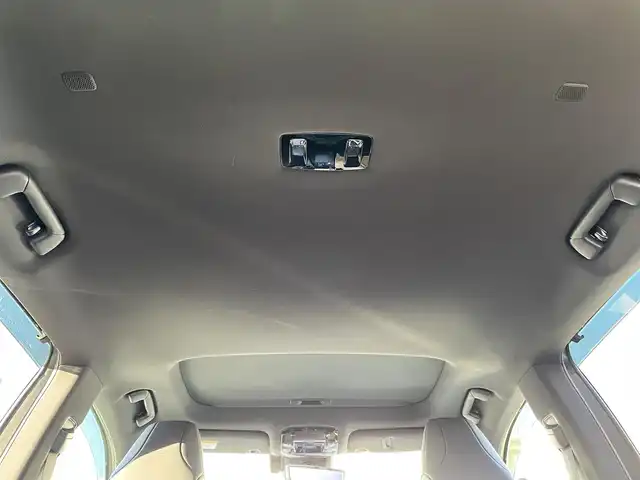 レクサス ＲＸ 500h Fスポーツパフォーマンス 群馬県 2023(令5)年 7.5万km ホワイトノーヴァガラスフレーク サンルーフ　/純正ナビ　/フルセグ・Ｂｌｕｅｔｏｏｔｈ　/全周囲カメラ　/前後席シートエアコン　/ハンドルヒーター　/駐車支援　/デジタルミラー　/レクサスセーフティシステム/パドルシフト　/シートメモリー　/ＨＵＤ