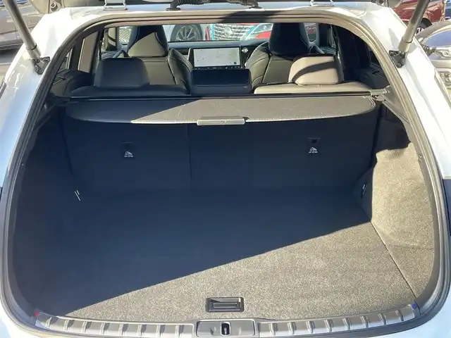 レクサス ＲＸ 500h Fスポーツパフォーマンス 群馬県 2023(令5)年 7.5万km ホワイトノーヴァガラスフレーク サンルーフ　/純正ナビ　/フルセグ・Ｂｌｕｅｔｏｏｔｈ　/全周囲カメラ　/前後席シートエアコン　/ハンドルヒーター　/駐車支援　/デジタルミラー　/レクサスセーフティシステム/パドルシフト　/シートメモリー　/ＨＵＤ