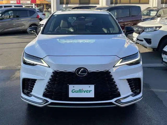 レクサス ＲＸ 500h Fスポーツパフォーマンス 群馬県 2023(令5)年 7.5万km ホワイトノーヴァガラスフレーク サンルーフ　/純正ナビ　/フルセグ・Ｂｌｕｅｔｏｏｔｈ　/全周囲カメラ　/前後席シートエアコン　/ハンドルヒーター　/駐車支援　/デジタルミラー　/レクサスセーフティシステム/パドルシフト　/シートメモリー　/ＨＵＤ