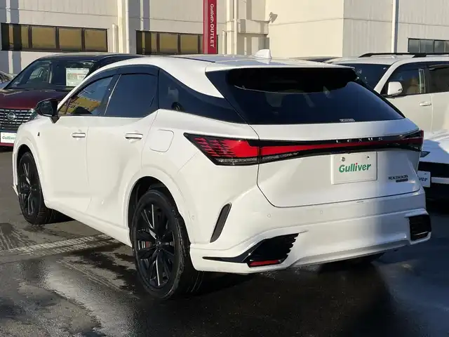 レクサス ＲＸ 500h Fスポーツパフォーマンス 群馬県 2023(令5)年 7.5万km ホワイトノーヴァガラスフレーク サンルーフ　/純正ナビ　/フルセグ・Ｂｌｕｅｔｏｏｔｈ　/全周囲カメラ　/前後席シートエアコン　/ハンドルヒーター　/駐車支援　/デジタルミラー　/レクサスセーフティシステム/パドルシフト　/シートメモリー　/ＨＵＤ