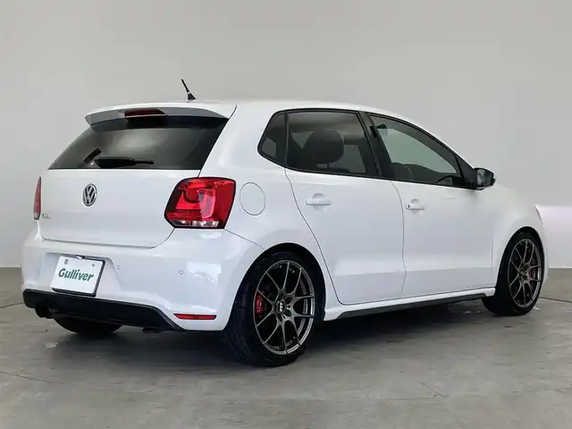 フォルクスワーゲン ポロ GTI 埼玉県 2013(平25)年 3.5万km キャンディホワイト 社外ナビ　社外マフラー　ＢＢＳアルミ　ローダウン　フルセグ　ＤＶＤ　ＣＤ　Ｂｌｅｕｔｏｏｔｈ　キセノンヘッドライト　スマートキー　純正フロアマット　純正アルミホイル　スペアキー　横滑り防止 純正サス積み込み有り