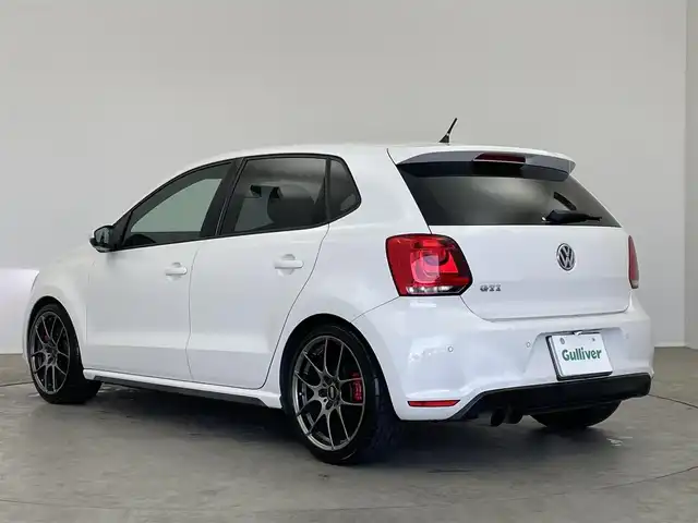 フォルクスワーゲン ポロ GTI 埼玉県 2013(平25)年 3.5万km キャンディホワイト 社外ナビ　社外マフラー　ＢＢＳアルミ　ローダウン　フルセグ　ＤＶＤ　ＣＤ　Ｂｌｅｕｔｏｏｔｈ　キセノンヘッドライト　スマートキー　純正フロアマット　純正アルミホイル　スペアキー　横滑り防止 純正サス積み込み有り