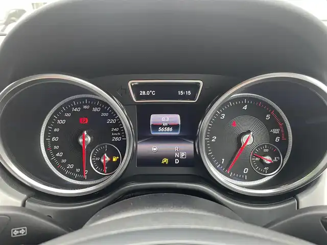 メルセデス・ベンツ ＧＬＥ３５０ｄ 4MATIC 東京都 2016(平28)年 5.7万km オブシディアンブラック ワンオーナー/純正ナビ/・Bluetoothオーディオ/USBオーディオ/・フルセグTV/DVD/Apple CarPlay/360°カメラシステム/シートヒーター/パワーシート（前席）/レーダーセーフティパッケージ/・アダプティブクルーズコントロール/・ブラインドスポットアシスト/・レーンキーピングアシスト/アダプティブハイビームアシスト/LEDインテリジェントライトシステム/純正ETC/取扱説明書/保証書/スペアキー1本