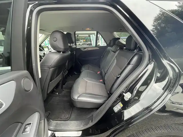 メルセデス・ベンツ ＧＬＥ３５０ｄ 4MATIC 東京都 2016(平28)年 5.7万km オブシディアンブラック ワンオーナー/純正ナビ/・Bluetoothオーディオ/USBオーディオ/・フルセグTV/DVD/Apple CarPlay/360°カメラシステム/シートヒーター/パワーシート（前席）/レーダーセーフティパッケージ/・アダプティブクルーズコントロール/・ブラインドスポットアシスト/・レーンキーピングアシスト/アダプティブハイビームアシスト/LEDインテリジェントライトシステム/純正ETC/取扱説明書/保証書/スペアキー1本