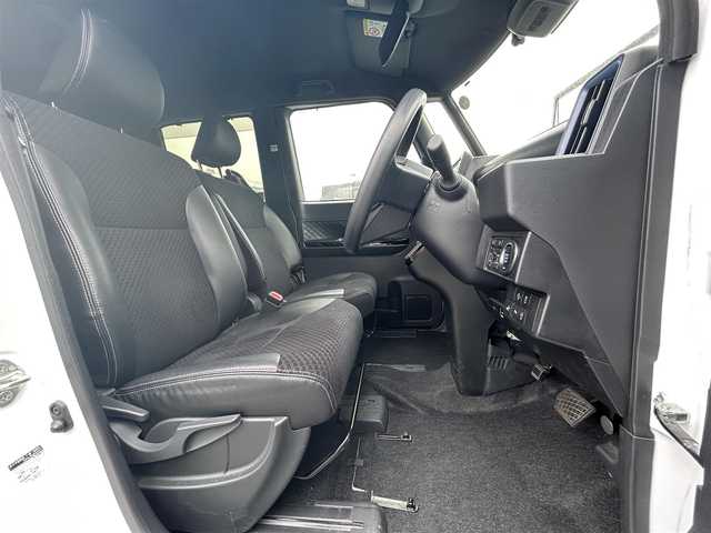ダイハツ タント カスタム X スタイルセレクション 大阪府 2021(令3)年 1.5万km シャイニングホワイトパール 純正ナビ/   フルセグTV/CD/DVD/Bluetooth/USB/バックモニター/衝突軽減ブレーキ/コーナーセンサー/横滑り防止装置/両側パワースライドドア/アイドリングストップ/ステアリングスイッチ/ドライブレコーダー/純正14インチアルミホイール/ハーフレザーシート/プッシュスタート/スマートキー/ＬＥＤライト/禁煙車