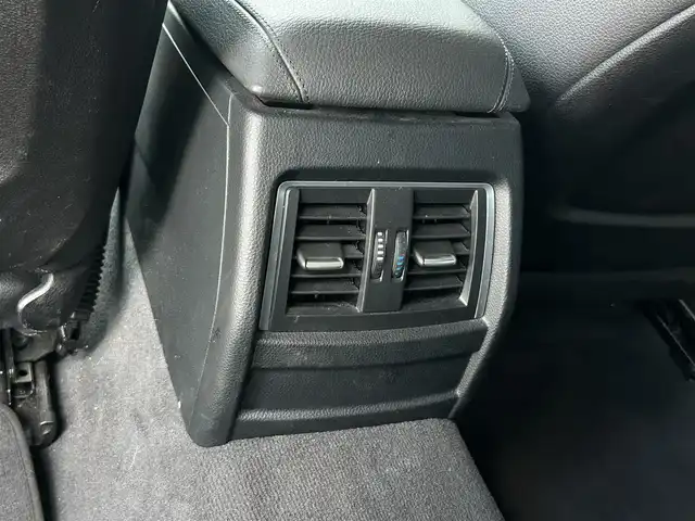 ＢＭＷ ３２０ｄ ラグジュアリー 茨城県 2017(平29)年 4.5万km アルピンホワイトⅢ 後期型　/インテリジェントＳＦＴ　/ＡＣＣ　/ＬＤＷ　/ＬＣＷ　/Ｂカメラ　/ＰＤＣ　/黒革　/シートヒーター　/Ｍ付ＰＷシート　/ナビ　/ＢＴ　/ＤＶＤ　/ＵＳＢ　/ＬＥＤヘッドライト　/オートライト　/ＥＴＣ２．０　　/前後ドラレコ/禁煙車