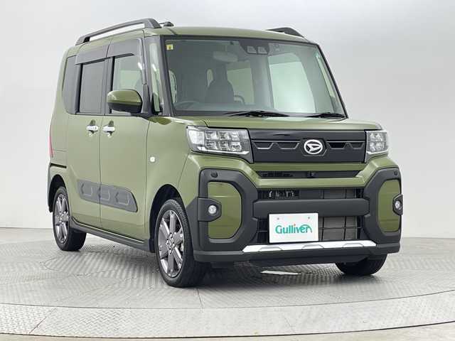 ダイハツ タント ファンクロスターボ 新潟県 2023(令5)年 1.2万km フォレストカーキメタリック ４WD/ワンオーナー/禁煙車/スマートアシスト/純正メモリナビ/　　CD/DVD/AM/FM/フルセグ/BT/SD/アラウンドビューモニター/両側パワースライドドア/ウェルカムパワースライドドア/HIDオートライト/前席シートヒーター/純正15インチアルミホイール付/アイドリングストップ/ナビ一体型ドライブレコーダー/電動パーキングブレーキ/オートブレーキホールド/リアサンシェード/リアパーソナルデーブル/スマートキー/ETC