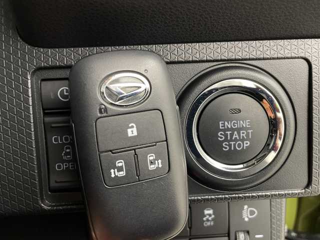 ダイハツ タント ファンクロスターボ 新潟県 2023(令5)年 1.2万km フォレストカーキメタリック ４WD/ワンオーナー/禁煙車/スマートアシスト/純正メモリナビ/　　CD/DVD/AM/FM/フルセグ/BT/SD/アラウンドビューモニター/両側パワースライドドア/ウェルカムパワースライドドア/HIDオートライト/前席シートヒーター/純正15インチアルミホイール付/アイドリングストップ/ナビ一体型ドライブレコーダー/電動パーキングブレーキ/オートブレーキホールド/リアサンシェード/リアパーソナルデーブル/スマートキー/ETC