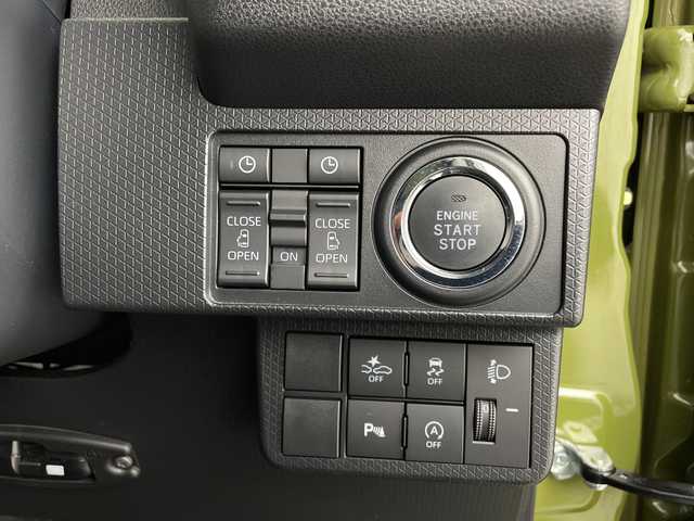 ダイハツ タント ファンクロスターボ 新潟県 2023(令5)年 1.2万km フォレストカーキメタリック ４WD/ワンオーナー/禁煙車/スマートアシスト/純正メモリナビ/　　CD/DVD/AM/FM/フルセグ/BT/SD/アラウンドビューモニター/両側パワースライドドア/ウェルカムパワースライドドア/HIDオートライト/前席シートヒーター/純正15インチアルミホイール付/アイドリングストップ/ナビ一体型ドライブレコーダー/電動パーキングブレーキ/オートブレーキホールド/リアサンシェード/リアパーソナルデーブル/スマートキー/ETC