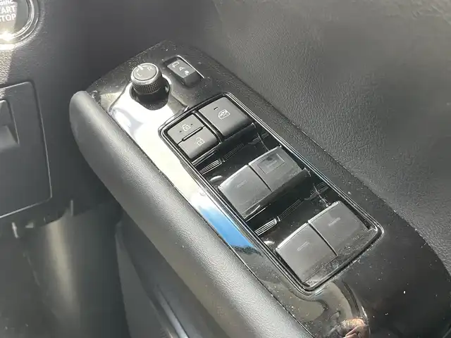 トヨタ アルファード S Cパッケージ 千葉県 2022(令4)年 4.6万km ホワイトパールクリスタルシャイン トヨタセーフティセンス/　衝突軽減ブレーキ/レーンキープアシスト/　レーダークルーズコントロール/オートハイビーム/　クリアランスソナー/純正メーカーディスプレイオーディオナビ/　フルセグ/BT/USB/バックカメラ/ステアリングスイッチ/ETC/両側パワースライドドア/電動パーキングブレーキ/ブレーキホールド/スロットルコントローラー/ステアリングヒーター/レザーシート/パワーシート(D/N席)/シートヒーター(D/N席)/エアシート(D/N席)/LEDヘッドライト/オートライト/フォグライト/スマートキー/プッシュスタート