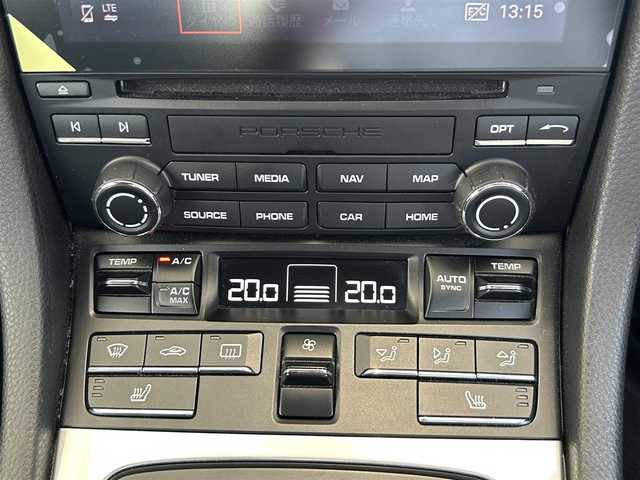 ポルシェ ９１１ カレラ 埼玉県 2018(平30)年 4万km 黒 外部検査済み/スポーツクロノパッケージ/ツインターボモデル/PASM/PDK/パドルシフト/純正20インチクラシックホイール/タイヤ：PIRELLI/P-ZERO/（前後2023年製）/純正バイキセノンライト/黒レザーシート/シートヒーター/BOSEサウンドシステム/純正ナビ／Bluetooth/バックカメラ/ビルトインETC/フロントドライブレコーダー/新車保証書/取扱説明書