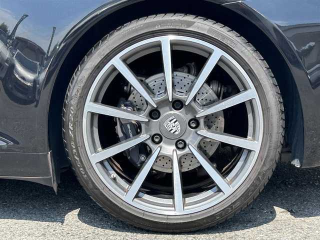 ポルシェ ９１１ カレラ 埼玉県 2018(平30)年 4万km 黒 外部検査済み/スポーツクロノパッケージ/ツインターボモデル/PASM/PDK/パドルシフト/純正20インチクラシックホイール/タイヤ：PIRELLI/P-ZERO/（前後2023年製）/純正バイキセノンライト/黒レザーシート/シートヒーター/BOSEサウンドシステム/純正ナビ／Bluetooth/バックカメラ/ビルトインETC/フロントドライブレコーダー/新車保証書/取扱説明書