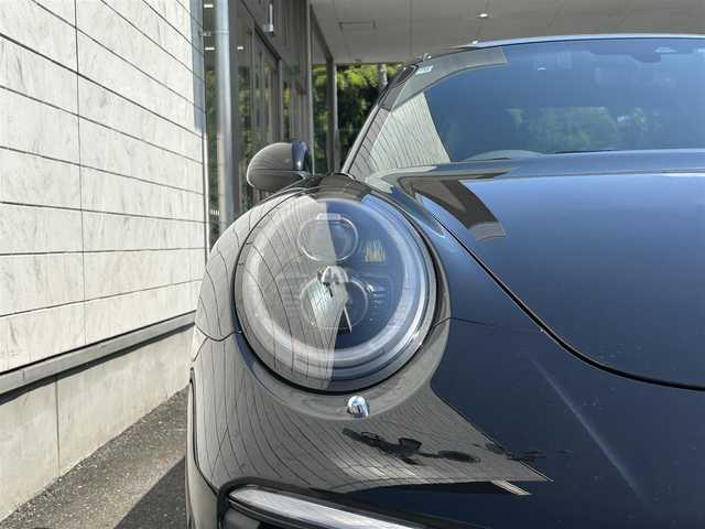 ポルシェ ９１１ カレラ 埼玉県 2018(平30)年 4万km 黒 外部検査済み/スポーツクロノパッケージ/ツインターボモデル/PASM/PDK/パドルシフト/純正20インチクラシックホイール/タイヤ：PIRELLI/P-ZERO/（前後2023年製）/純正バイキセノンライト/黒レザーシート/シートヒーター/BOSEサウンドシステム/純正ナビ／Bluetooth/バックカメラ/ビルトインETC/フロントドライブレコーダー/新車保証書/取扱説明書