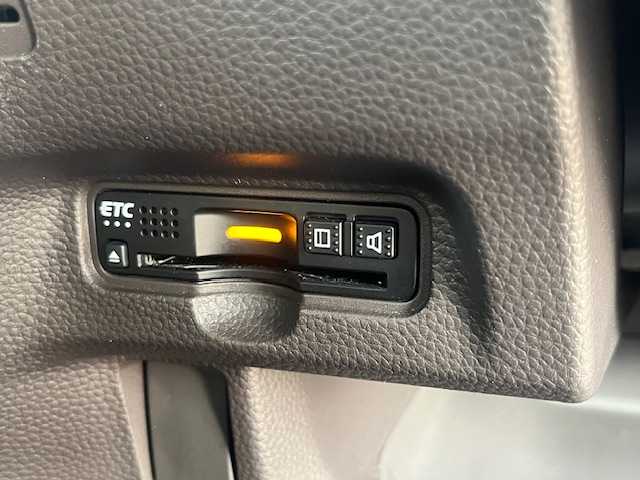 ホンダ Ｎ ＢＯＸ G･L ホンダセンシング カッパーブラウンスタイル 愛知県 2018(平30)年 6.3万km プラチナホワイトパール 衝突軽減ブレーキ　/レーンキープアシスト　/ナビ　/フルセグＴＶ　/バックカメラ　/ＥＴＣ　/両側電動スライドドア　/レーダークルーズコントロール　/プッシュスタート　/スマートキー