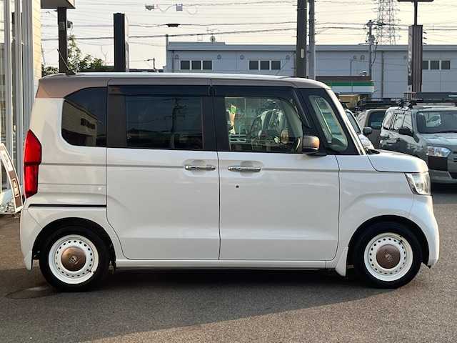 ホンダ Ｎ ＢＯＸ G･L ホンダセンシング カッパーブラウンスタイル 愛知県 2018(平30)年 6.3万km プラチナホワイトパール 衝突軽減ブレーキ　/レーンキープアシスト　/ナビ　/フルセグＴＶ　/バックカメラ　/ＥＴＣ　/両側電動スライドドア　/レーダークルーズコントロール　/プッシュスタート　/スマートキー