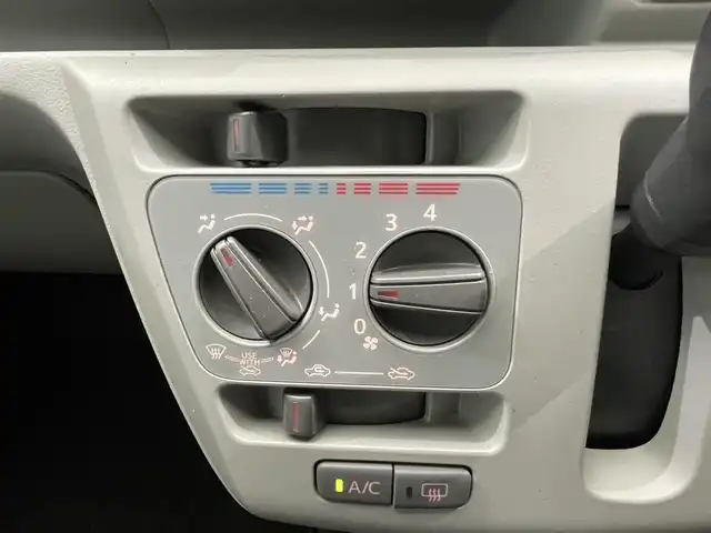 ダイハツ ミラ イース X リミテッド SAⅢ 鹿児島県 2022(令4)年 1.1万km ブライトシルバーメタリック 禁煙　/スマートアシストIII　/オーディオ　/ＥＴＣ　/ＬＥＤヘッドライト　/前後コーナーセンサー　/フロアマット　/オートライト　/オートマチックハイビーム/アイドリングストップ　/電格ミラー