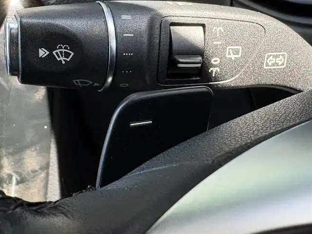 メルセデス・ベンツ ゲレンデヴァーゲン Ｇ３５０ｄ 石川県 2017(平29)年 5.5万km 黒 ラグジュアリーＰＫＧ/サンルーフ/黒革シート/シートヒーター/Ｈａｒｍａｎ／Ｋａｒｄｏｎ/衝突軽減ブレーキ/アダプティブクルーズコントロール/ブラインドスポットモニター/純正ナビ/フルセグTV/バックカメラ