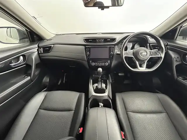 日産 エクストレイル 20Xi 道央・札幌 2018(平30)年 2.1万km ブリリアントホワイトパール ・４WD/・純正SDナビ/・CD／DVD／フルセグ／Bluetooth/・アラウンドビューモニター/・ビルトインETC/・純正ドライブレコーダー（DJ-4D）/・インテリジェントルームミラー/・プロパイロット/・エマージェンシーブレーキ/・ブラインドスポットモニター/・横滑り防止装置/・盗難防止装置/・レーンキープアシスト/・オートブレーキホールド/・カプロンシート/・前席シートヒーター/・ドアミラーウィンカー/・ステアリングスイッチ/・LEDヘッドライト/・LEDフロントフォグ/・純正AW18インチ/・純正フロアマット/・スマートキー/・プッシュスタート