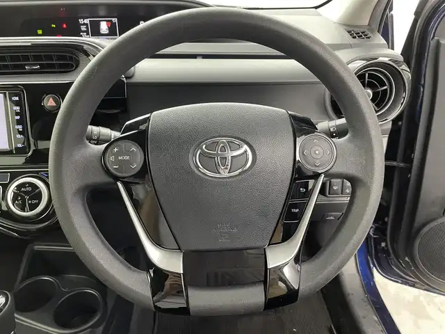 トヨタ アクア S スタイルブラック 福井県 2019(平31)年 5.9万km ダークブルーマイカ 純正ナビ/CD/DVD/Bluetooth/フルセグ/バックカメラ/オートライト/横滑り防止/レーンキープアシスト/衝突軽減システム/プッシュスタート/ステアリングスイッチ