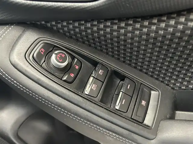 スバル フォレスター ハイブリッド アドバンス 愛知県 2023(令5)年 4.1万km クリスタルホワイトP EyeSight/・プリクラッシュブレーキ/・緊急時プリクラッシュステアリング/・ツーリングアシスト/・全車速追従機能付きクルーズコントロール/・車線中央維持・先行車追従操舵機能/・車線逸脱抑制機能/carrozzeriaナビ/・FM/AM/Bluetooth/・CD/DVD再生/・フルセグTV/・バック、フロント、サイドカメラ/ハーフレザーシート/D席メモリー付き前席パワーシート/全席シートヒーター/デジタルインナーミラー/ステアリングヒーター/LEDオートライト/ステアリング連動ヘッドランプ/電動パーキングブレーキ/オートホールド/パドルシフト/スマートキー×２