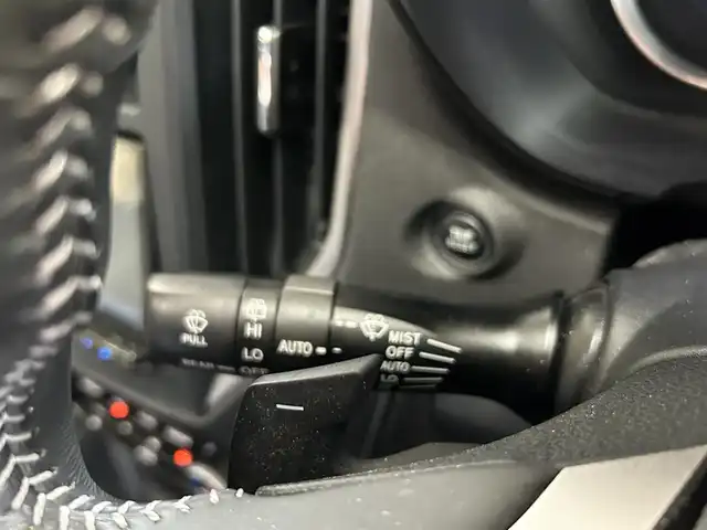 スバル フォレスター ハイブリッド アドバンス 愛知県 2023(令5)年 4.1万km クリスタルホワイトP EyeSight/・プリクラッシュブレーキ/・緊急時プリクラッシュステアリング/・ツーリングアシスト/・全車速追従機能付きクルーズコントロール/・車線中央維持・先行車追従操舵機能/・車線逸脱抑制機能/carrozzeriaナビ/・FM/AM/Bluetooth/・CD/DVD再生/・フルセグTV/・バック、フロント、サイドカメラ/ハーフレザーシート/D席メモリー付き前席パワーシート/全席シートヒーター/デジタルインナーミラー/ステアリングヒーター/LEDオートライト/ステアリング連動ヘッドランプ/電動パーキングブレーキ/オートホールド/パドルシフト/スマートキー×２