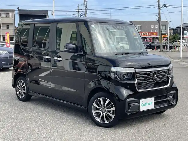 ホンダ Ｎ ＢＯＸ カスタム 石川県 2025(令7)年 0.8万km 黒 ワンオーナー/社外メモリーナビ/フルセグTV/バックカメラ/LEDヘッドライト/ETC/両側パワースライドドア/ドライブレコーダー/ホンダセンシング/レーダークルーズ/純正アルミホイール/スマートキー/プッシュスタート/レーンキープアシスト/保証書