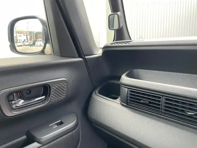 ホンダ Ｎ ＢＯＸ カスタム 石川県 2025(令7)年 0.8万km 黒 ワンオーナー/社外メモリーナビ/フルセグTV/バックカメラ/LEDヘッドライト/ETC/両側パワースライドドア/ドライブレコーダー/ホンダセンシング/レーダークルーズ/純正アルミホイール/スマートキー/プッシュスタート/レーンキープアシスト/保証書