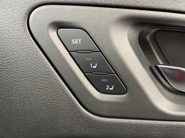 日産 アリア B6 e－4ORCE リミテッド 岐阜県 2023(令5)年 1.9万km ゴールド プロパイロット2.0/パノラミックガラスルーフ/BOSEサウンド/純正12.3インチディスプレイ/・ナビ/フルセグ/BT/USB/AppleCarPlay/アラウンドビューモニター/インテリジェントルームミラー/ドライブレコーダー/ブラインドスポットモニター/レザーシート/シートヒーター/ベンチレーション/革巻きステアリング/ステアリングスイッチ/ステアリングヒーター/ワイヤレス充電/ETC2.0