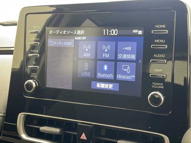 トヨタ アクア G 沖縄県 2021(令3)年 6.9万km プラチナホワイトパールマイカ 純正ディスプレイオーディオ　/(Ｂｌｕｅｔｏｏｔｈ　ＡＭ　ＦＭ)/バックカメラ　/ＵＳＢ入力端子/ビルドインＥＴＣ　/トヨタセーフティセンス/・衝突被害軽減ブレーキ (プリクラッシュセーフティ)																									/・ハンドル操作サポート (レーントレーシングアシスト)																									/・追従ドライブ支援機能 (レーダークルーズコントロール)																									/・車線はみ出しアラート (レーンディパーチャーアラート)																									/・自動ハイビーム (オートマチックハイビーム)																									/スマートキー　/オートライト　/ステアリングスイッチ　/ＬＥＤヘッドライト　/電動格納ミラー/ＳＯＳボタン/保証書/取扱説明書