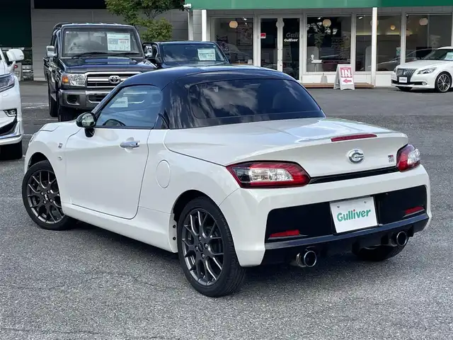 トヨタ コペン GRスポーツ 千葉県 2021(令3)年 3.6万km パールホワイトⅢ ５MT/フジツボ二本出しマフラー/Pivotパワードライブ/Pivotブースト計/HKSエアクリーナー/専用純正レカロシート/純正BBS16インチアルミホイール/純正momoステアリング/スマートキー/シートヒーター/純正LEDヘッドライト/フォグランプ/社外ドライブレコーダー【ZDR016】/ETC/社外シフトノブ