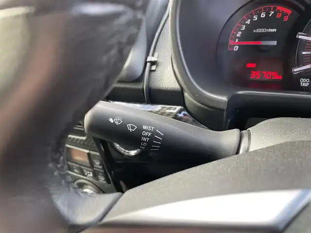 トヨタ コペン GRスポーツ 千葉県 2021(令3)年 3.6万km パールホワイトⅢ ５MT/フジツボ二本出しマフラー/Pivotパワードライブ/Pivotブースト計/HKSエアクリーナー/専用純正レカロシート/純正BBS16インチアルミホイール/純正momoステアリング/スマートキー/シートヒーター/純正LEDヘッドライト/フォグランプ/社外ドライブレコーダー【ZDR016】/ETC/社外シフトノブ